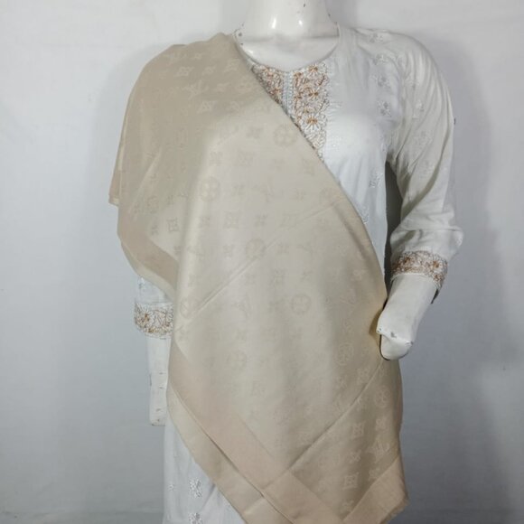 Louis Vuitton Scarf Shawl Wrap Stole 65% Cashmere 35% Silk Light Beige used - Picture 1 of 8
